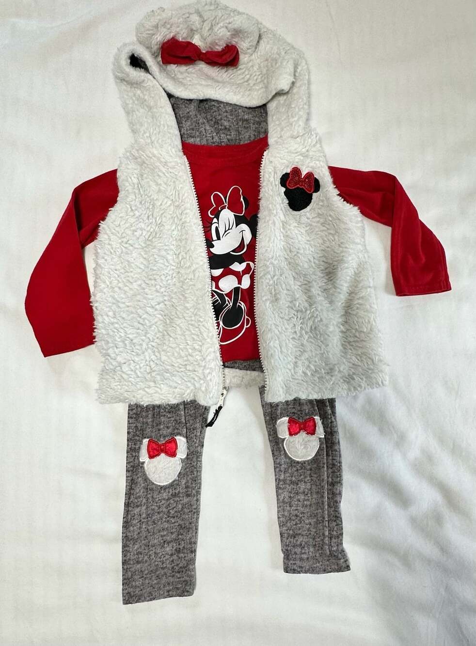 Disney Junior Minnie Mouse 3-Piece Faux Fur Vest, Shirt & Leggings Outfit Set